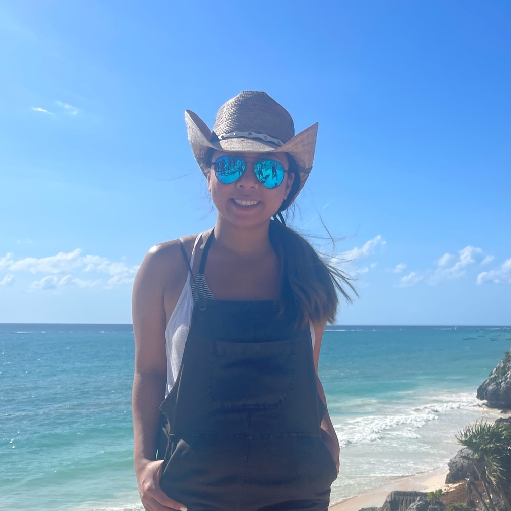 Meet your Posher, Quynh